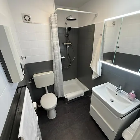 Messe In Rheinnaehe * Kolín nad Rýnem